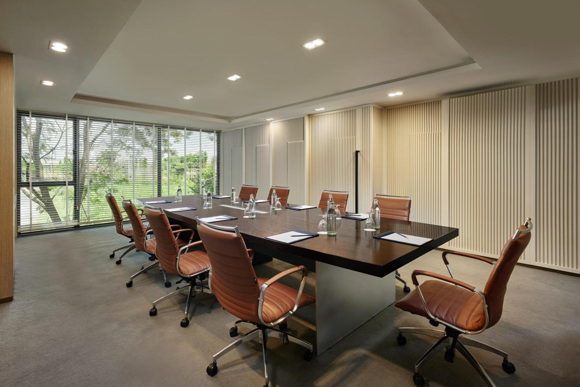 The Park Nine Hotel Suvarnabhumi Бангкок Екстер'єр фото Meeting room